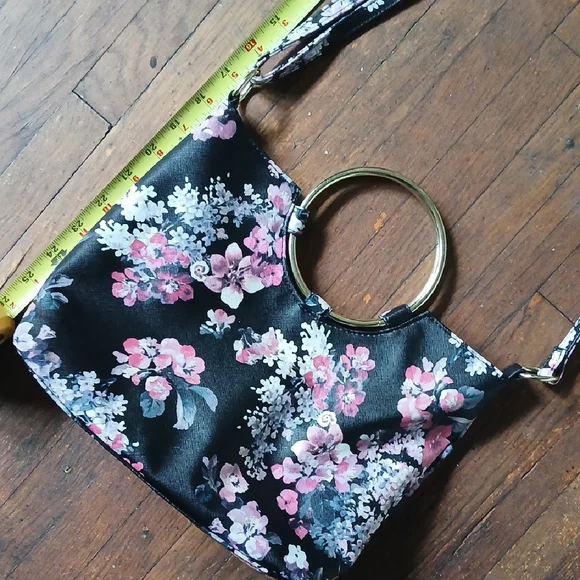 Mossimo Foral and Black Women's Bag - Picture 10 of 10